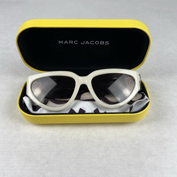 Marc Jacobs Accessories - Marc Jacobs Black/Grey Shaded Cat-Eye Women's Sunglasses, Marc 645/s CCPHA 57-17